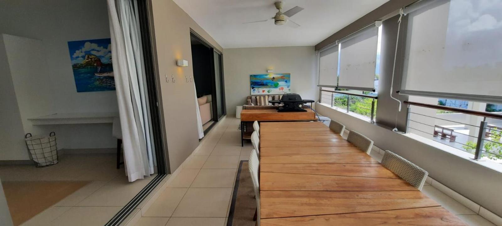 Beachwalk Deluxe Apartment - 50 Steps To The Beach 캅마를로 외부 사진