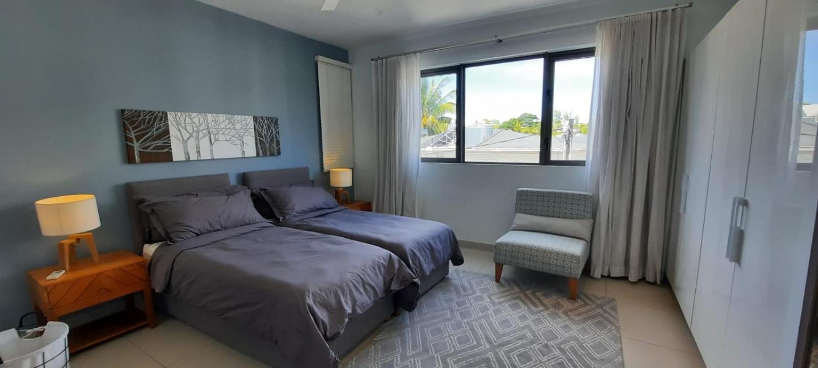 Beachwalk Deluxe Apartment - 50 Steps To The Beach 캅마를로 외부 사진